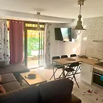 Apartmán Duplex-bungalow In Playa De Americas,3 Minutes Near The Beaches In Tenerife *