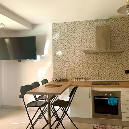 Duplex-bungalow In Playa De Americas,3 Minutes Near The Beaches In Tenerife Apartmán