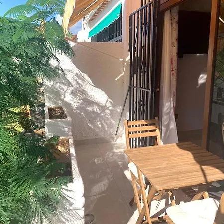 Duplex-bungalow In Playa De Americas,3 Minutes Near The Beaches In Tenerife