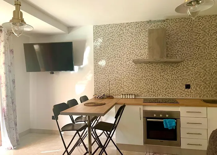 Duplex-bungalow In Playa De Americas,3 Minutes Near The Beaches In Tenerife Daire