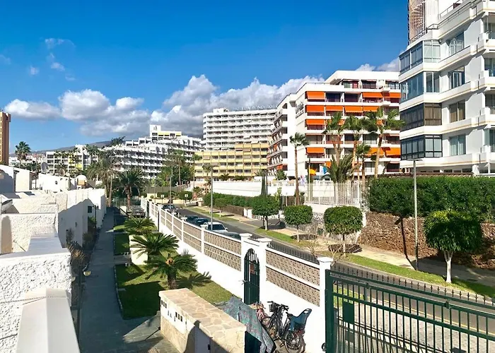 Apartman Duplex-bungalow In Playa De Americas,3 Minutes Near The Beaches In Tenerife Playa de las Américas